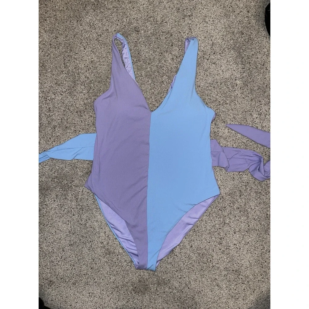 Magen Reaves x Apricot Lane Color Block Swim 1 Piece Swimsuit Med. ALB Boutique